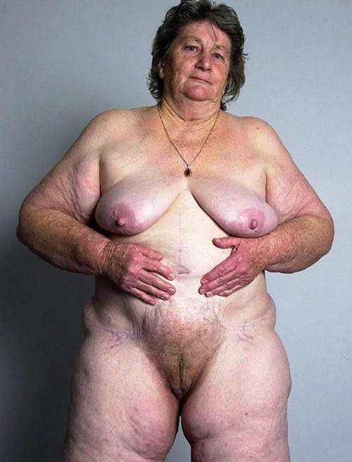 Granny girl exhibit сrack erotic pics