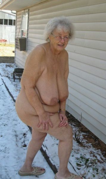 Granny girl exhibit сrack porn pics